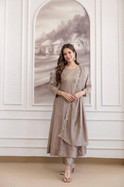 Sanga ST 218 kurti wholesalers in lajpat nagar